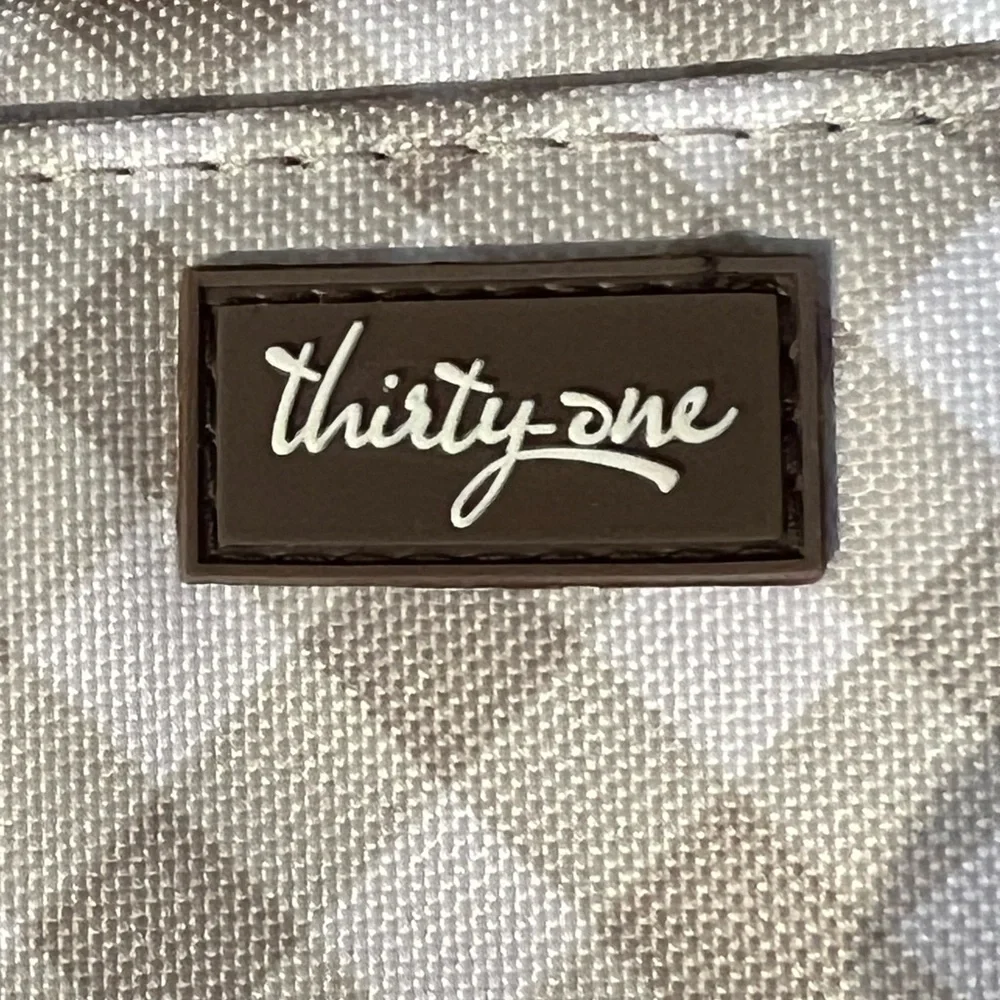 Thirty-One NWT Pack n’ Pull Caddy - Brown and White Gingham